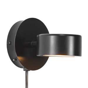 LED nástěnné světlo Clyde se zástrčkou a stmívačem