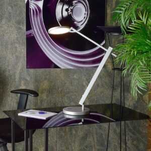 LED stolní lampa Adhara 3-step-dim