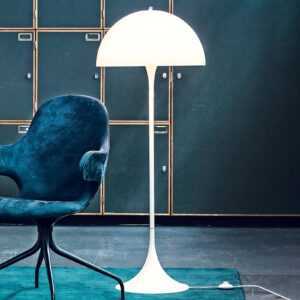 Louis Poulsen Panthella - stojací lampa opál